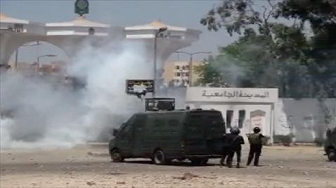 عاجل| قوات الأمن تقتحم المدينة الجامعية بمدينة نصر