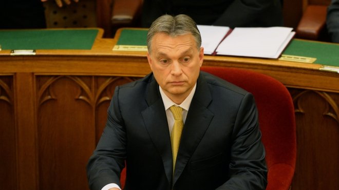 البرلمان المجري يختار 