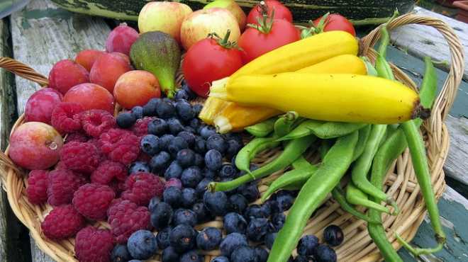 تناول المزيد من الخضروات والفاكهة يخفض مخاطر السكتة الدماغية 