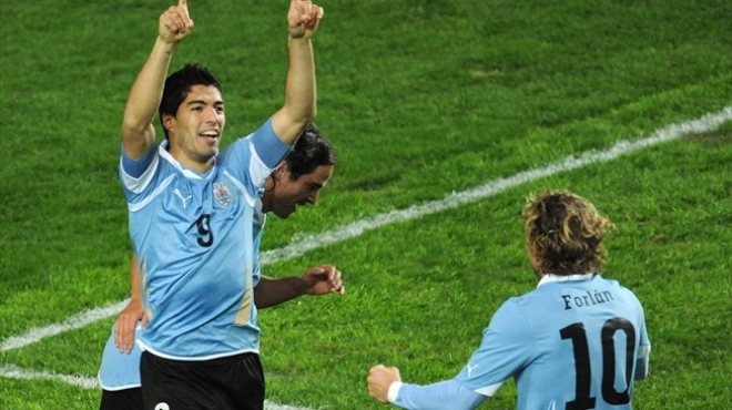 سواريز وفورلان وكافاني على رأس قائمة أوروجواي لمونديال 2014
