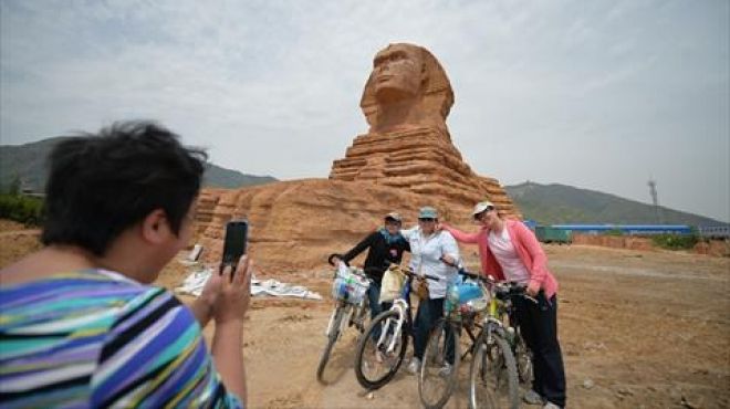 وزير الآثار: لا نملك منع الصين من إقامة تمثال مشابه لأبو الهول