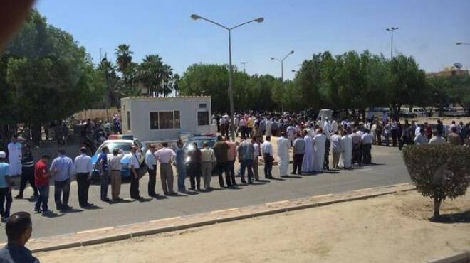  المصريون في الخارج يتوافدون على اللجان الانتخابية للمشاركة في الانتخابات الرئاسية 