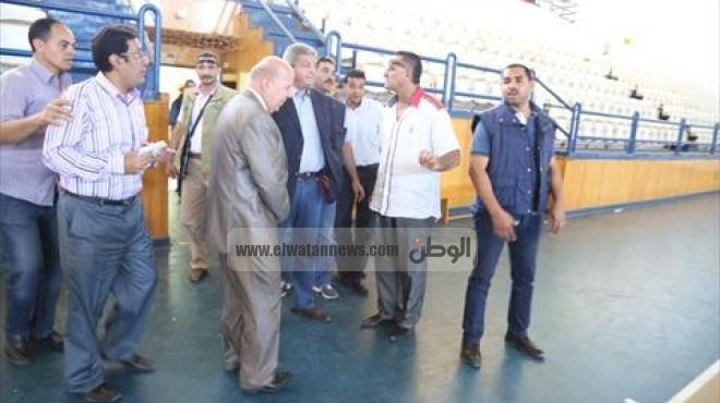 وزير الرياضة يتفقد الملعب الفرعى للنادى المصرى