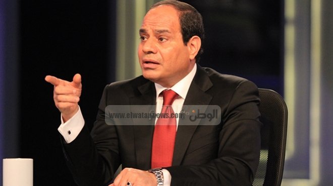  حملتا السيسي وصباحي بالإسكندرية يتبادلان الاتهامات بسبب تشويه لافتات المرشحين 