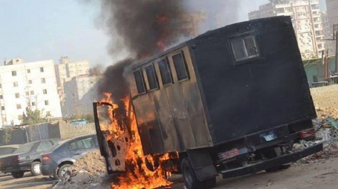  الأمن الوطنى يلقى القبض على خلية إخوانية تخصصت فى حرق سيارات الشرطة