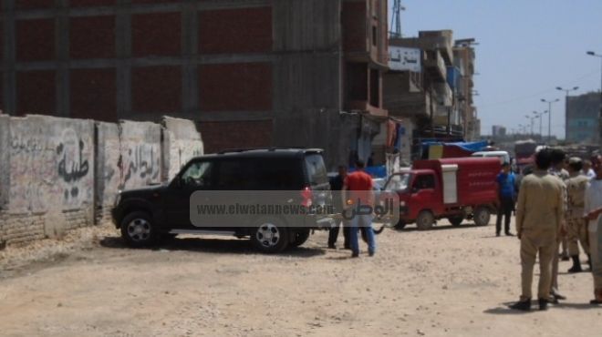 الأمن يغلق شارع مسجد السلام بدمياط بعد بلاغ بوجود سيارة مفخخة