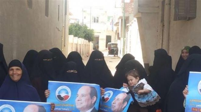  توافد نساء النور على لجان سيدى بشر بشرق الاسكندرية للتصويت لمرشح الحزب فى الانتخابات الرئاسية