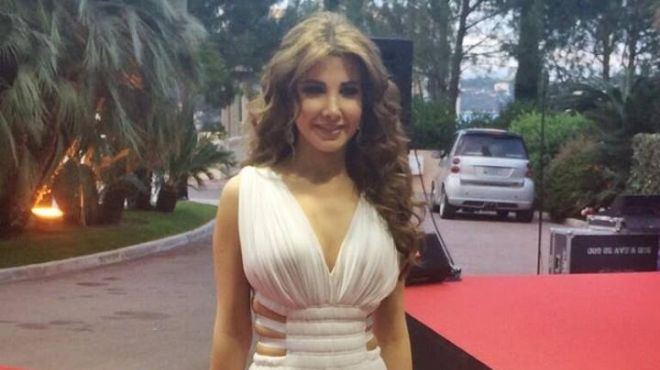 نانسى عجرم تحصد جائزة أفضل مطربة لبنانية وتحتفل بعيد زواجها