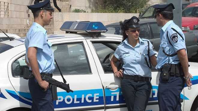 الشرطة الإسرائيلية تعتقل ستة فلسطينيين في 