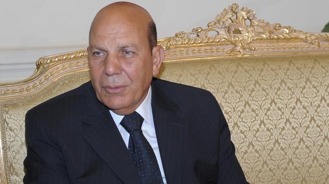  وزير التنمية المحلية يلغي قرار ترقية سكرتير مساعد محافظة الفيوم 