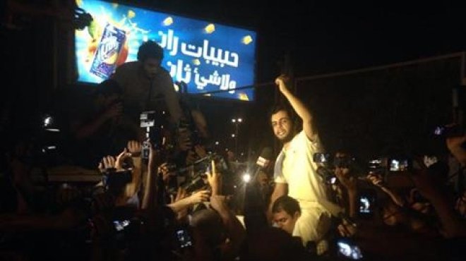 عبد الله الشامي ينهي إجراءات إخلاء سبيله من قسم أول مدينة نصر