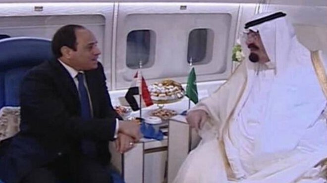 مصادر دبلوماسية: عبدالله هنَّأ السيسي بالرئاسة.. والرئيس وعد الملك بزيارة السعودية قريبا