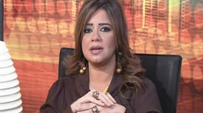 بالفيديو| مذيعة على التليفزيون المصري تطالب 