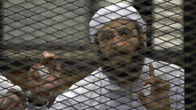 وصول هيئة محكمة جنايات القاهرة لنظر جلسة محاكمة حبارة وأخرين فى مذبحة رفح الثانية