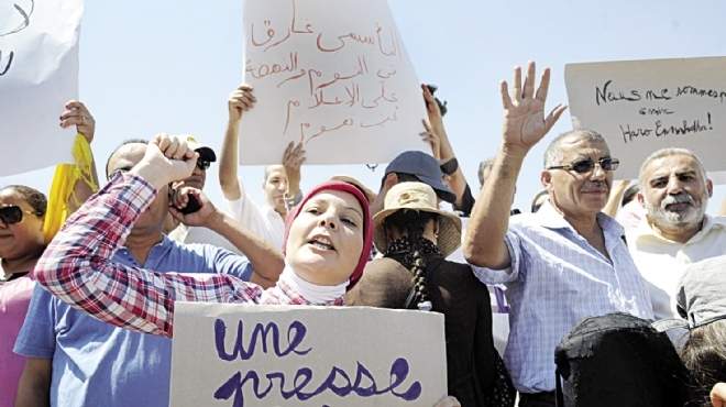 صحفيو تونس ينتفضون ضد «أخونة» الإعلام الحكومى