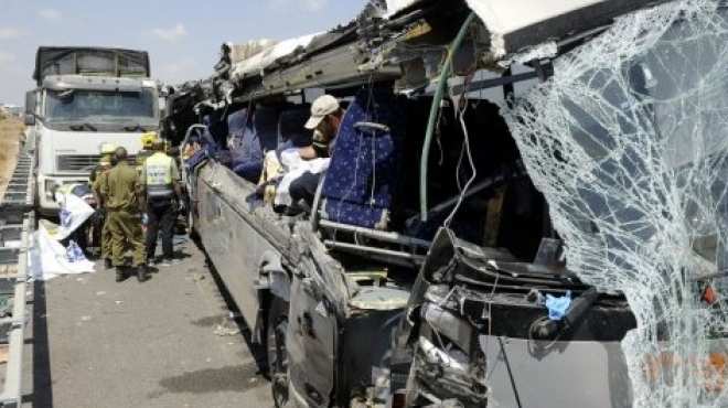 عاجل| مصرع وإصابة 24 في تصادم حافلة بسيارة نقل على طريق الجيش ببني سويف