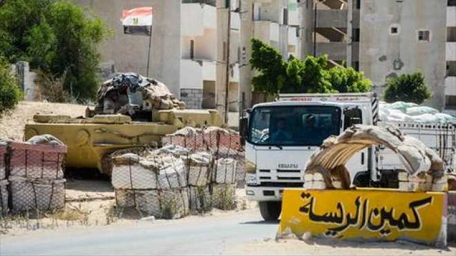 سيناء: انفجار عبوة ناسفة استهدفت المدرعة «فهد» على طريق الجورة.. والجيش يدمر 17 بؤرة إرهابية