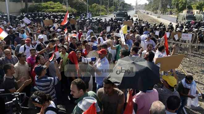  السفارة الأمريكية تحذر رعاياها في مصر من احتمال اندلاع أحداث عنف في مسيرات قصر الاتحادية