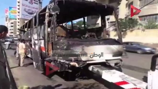بالفيديو| الحماية المدنية بالقاهرة: احتراق أتوبيس رحلات بطريق الوايلي دون إصابات