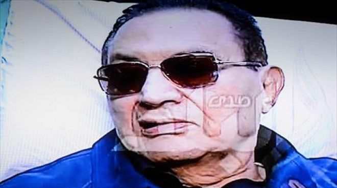 مبارك: أتحت حرية الرأي.. والمتآمرون حولوا مظاهرات يناير إلى 