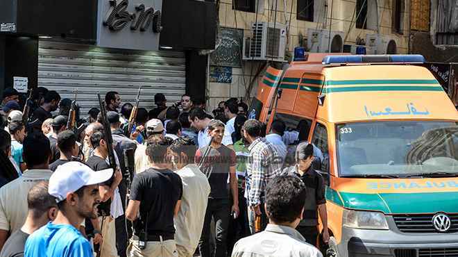 انفجار قنبلة زرعها مجهولون أسفل سيارة شرطة بجوار قسم الرمل بالإسكندرية