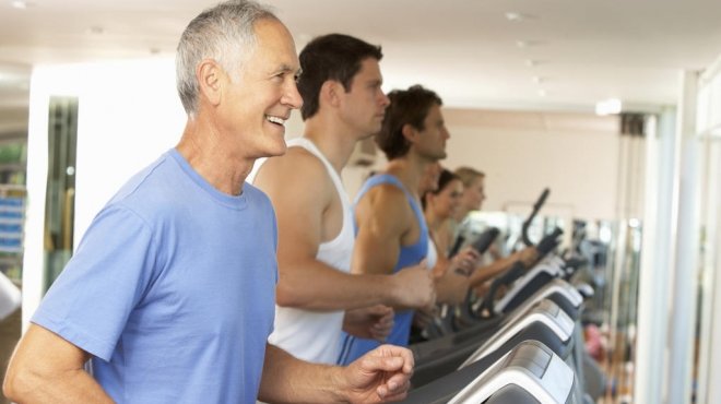دراسة جديدة تربط صحة القلب والأوعية الدموية بالتغيرات المعرفية مع تقدمنا في العمر
