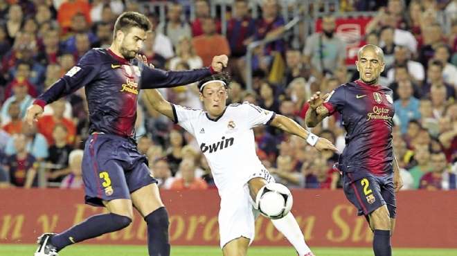 أوزيل يهنئ الريال بالفوز على برشلونة وإحراز لقب الكأس