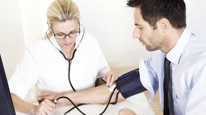 ارتفاع ضغط الدم يرفع مخاطر الإصابة بالسكتة الدماغية والأزمات القلبية