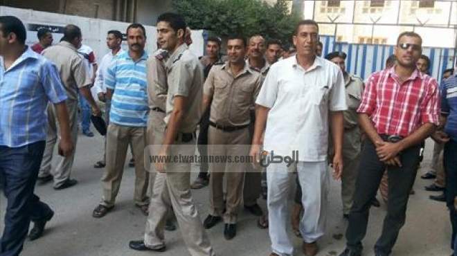 أفراد وأمناء شرطة المرور بدمياط يفضون إضرابهم بعد لقاء مدير الأمن