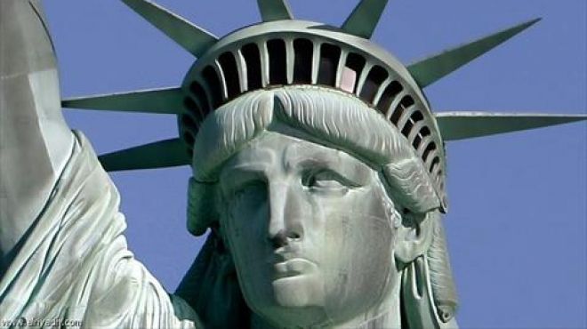 إنذار كاذب بوجود قنبلة في تمثال الحرية في نيويورك