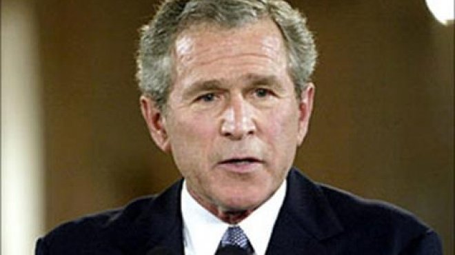 جورج بوش الابن يطلق مذكراته عن والده