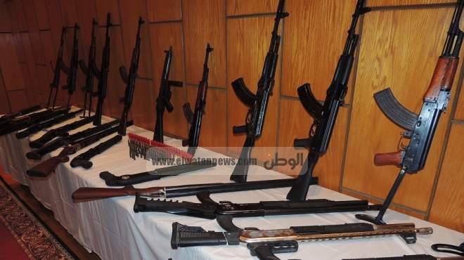 ضبط 11 قطعة سلاح بصدفا وساحل سليم في أسيوط