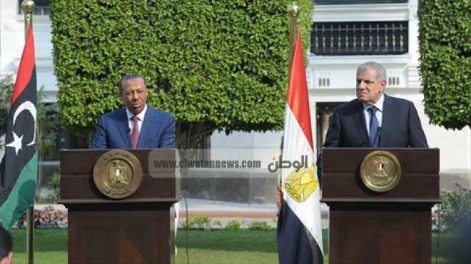 محلب لرئيس وزراء ليبيا: استقرار بلادكم ينعكس على أمن مصر