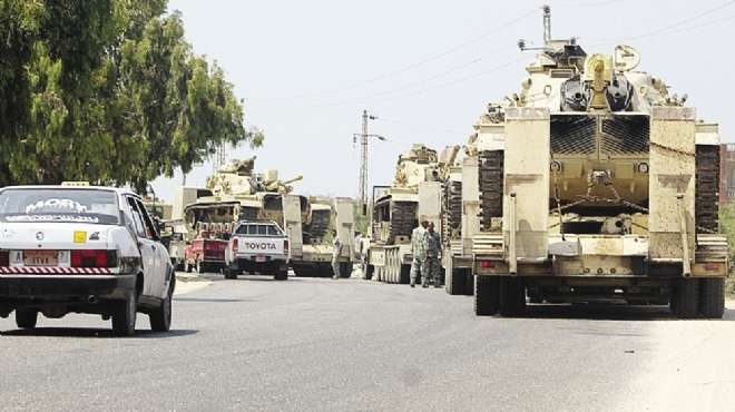  مصدر عسكري: الجيش ينشر دبابات بمداخل المحافظات دون تدخل في المظاهرات