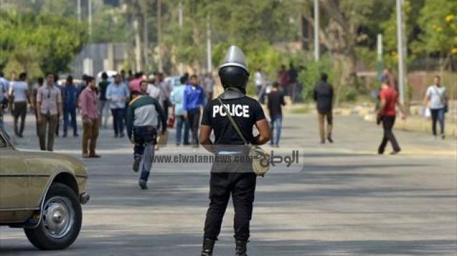 عاجل| الشرطة تقتحم جامعة الأزهر لفض تظاهرة طلاب الإخوان