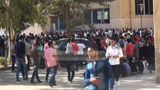 مشادات بين طلاب الإخوان وائتلاف الثورة بجامعة حلوان بسبب إشارة 