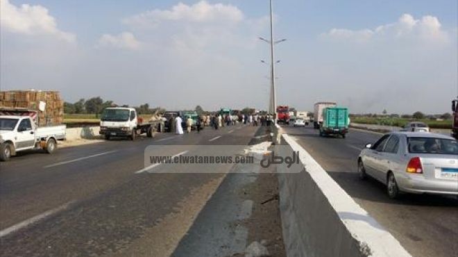 مصرع شخصين في حادث تصادم على الطريق الصحراوي الشرقي بالمنيا