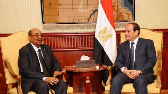 وزير إعلام السودان: افتتاح معبر يربط بين 