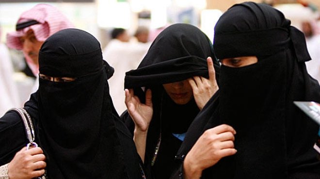 مجلس الشورى السعودي ينفي موافقته على قيادة المرأة للسيارة
