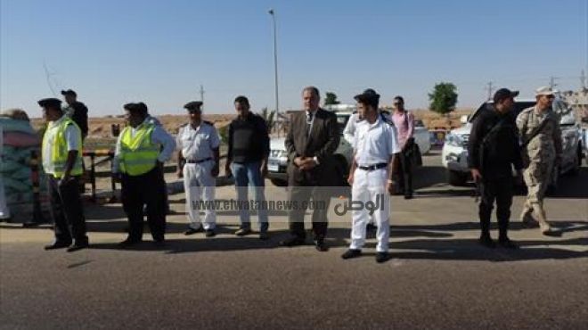 ضبط 132 شخصا قبل تسللهم الحدود المصرية الليبية بطريقة غير مشروعة