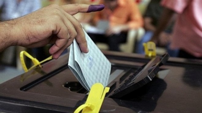 الرئيس السريلانكي يحل البرلمان ويدعو لانتخابات في أغسطس
