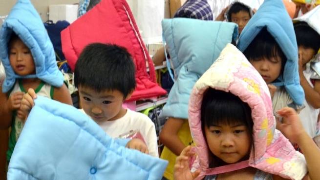 مدارس اليابان تنظم رحلات دورية للمصانع لتربية الأطفال على التكنولوجيا