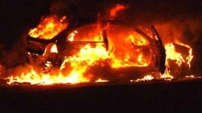 بالفيديو| الإخوان يحرقون سيارة ضابط جيش بالشرقية ويصيبون والده وشقيقه