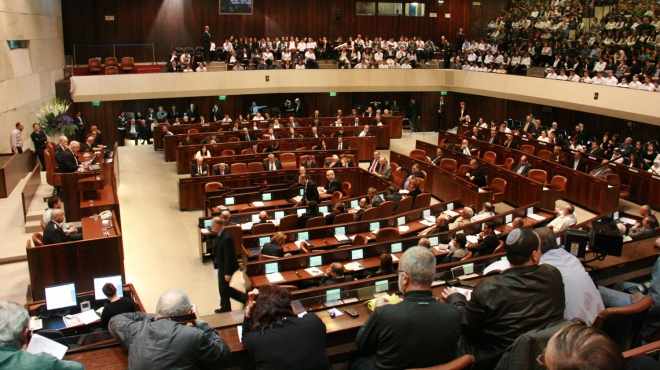 الكنيست الإسرائيلي يوافق على حل نفسه قبل انتخابات مبكرة 
