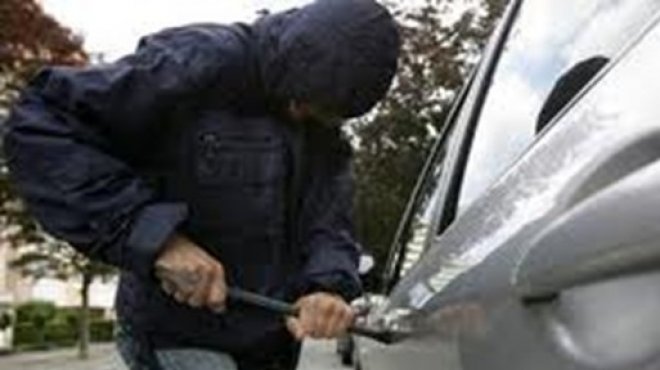 القبض على تشكيل عصابي تخصص في سرقة السيارات بالبحيرة والإسكندرية 