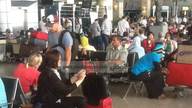 مصادر بمصر للطيران: خسائر مالية باهظة لإضراب الضيافة