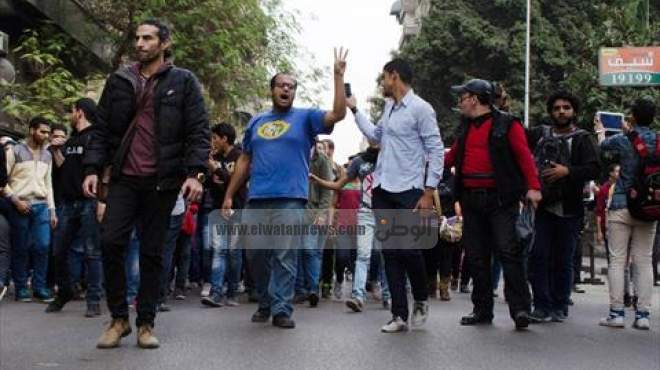 اشتباكات بين الأمن والمتظاهرين فى الذكرى الثالثة لـ«محمد محمود»