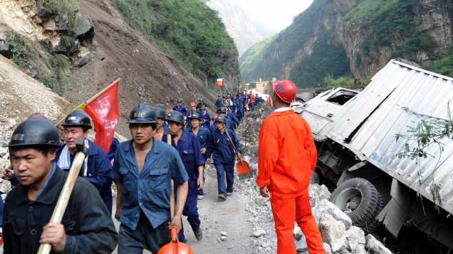  ارتفاع حصيلة قتلى زلزال سيتشوان إلى 165 شخصًا 