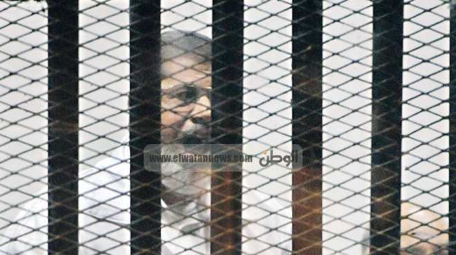 محامي المعزول: مرسي سيترافع عن نفسه في 