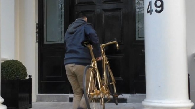بالفيديو| دراجة هوائية من الذهب الخالص بـ250 ألف جنيه إسترليني